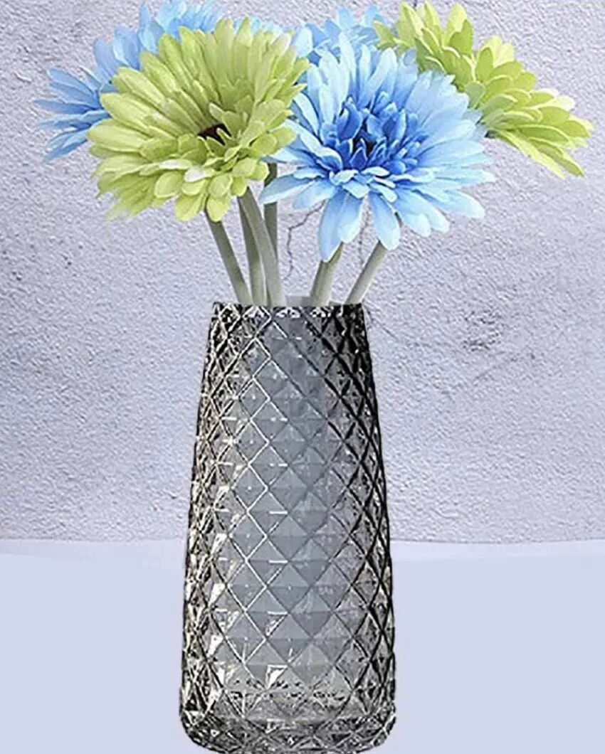 Enduring Beauty of Glass Vase | 4 x 9 inches