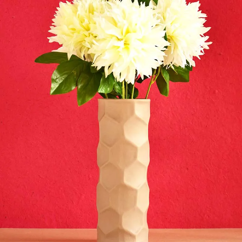 Honeycomb Pattern Vase