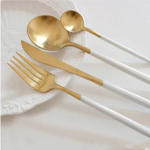 Luxurious Event White Handled Stainless Steel 4Pcs Cutlery Set