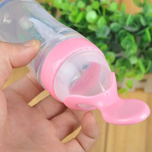 Silicone Baby Feeding Bottle With Spoon Food Supplement Rice Cereal Bottle Baby Squeeze Spoon Silica Gel Spoon BB0065