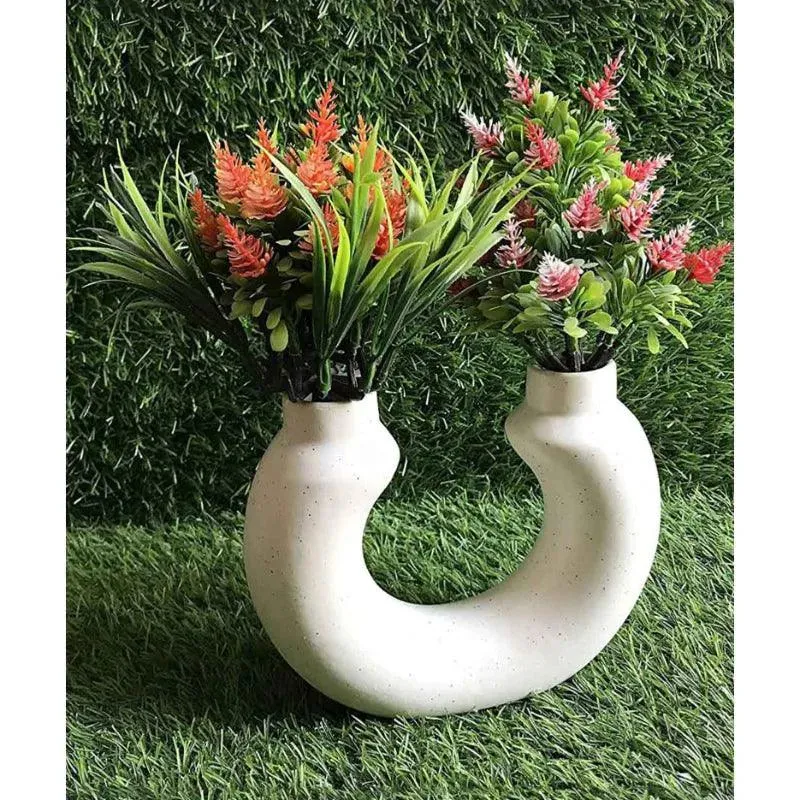 U Donut Ceramic Vase | 6 Inches